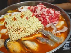-辛明堂洞韩式芝士年糕火锅(万达店)