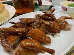 红烧乳鸽-吉莲利苑海鲜酒家(珠海拱北28年老字号店)