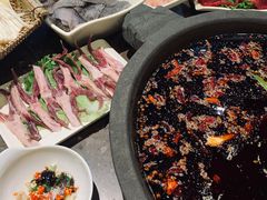 -憨石匠鲜菜土火锅(昆都店)