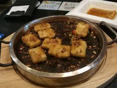 -河畔春天时尚餐厅