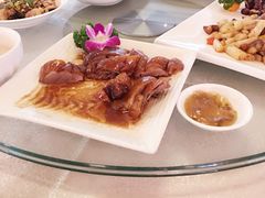 -麒麟山景大酒店岭南汇海鲜酒家(沙井店)