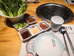 -唯成•韩国炭火烤肉 유성고기