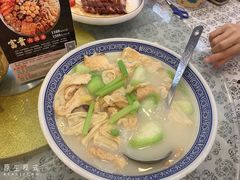 鱼汤素豆腐煮腐竹-客家汇·客家传承菜(水库店)