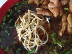 -小龙大肉面馆
