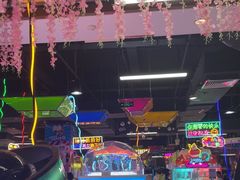 -直通车欢聚中心(崇州万达店)