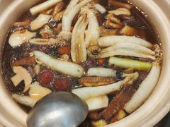 -天宜隆蘑菇宴火锅(石景山旗舰店)