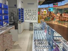 -美式眼镜·授权蔡司.依视路.尼康.豪雅.明月(南翔印象城店)