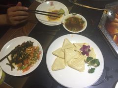-重庆德庄火锅(体育中心店)
