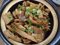 -临街徽菜馆·正宗黄山味