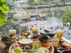 -包整·丝娃娃(一览甲秀楼风景店)