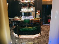 -尚善若水·汤泉·SPA·沐足(东方渔人码头店)