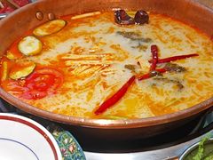 -洱火云南酸菜牛肉火锅(石景山当代商城店)