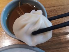 -馋三尺蟹粉小笼(人民广场店)