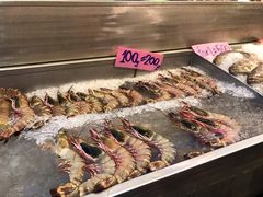 -J Daeng Seafood