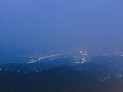 -定都峰