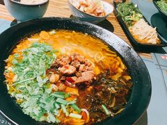 -八月美食小馆(银泰城总店)