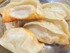 -黄阿姨锅贴大王(万航渡路店)