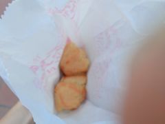 -天品味 一口吃榴莲泡芙