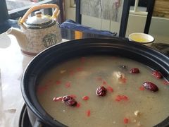-蘑统田下·野生菌火锅