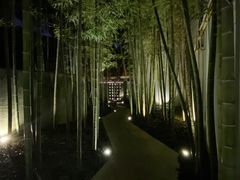 -穹六人间 people 6(岳阳路店)