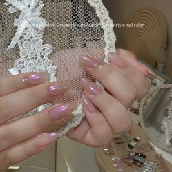 -花系美·美甲美睫精品店