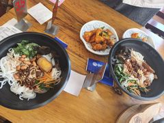 -桥香园过桥米线(国贸店)