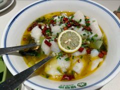 柠檬酸菜鱼-绿草地·湘菜(7mall店)