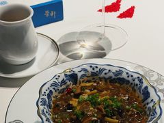 沙蒜烧豆面-荣轩(新荣记环球金融中心店)