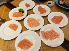 -华邑酒店·鲜艳全日自助餐厅