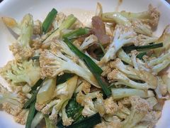 -关东小磨东北菜(上海长风大悦城店)