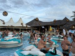 -FINNS Beach Club