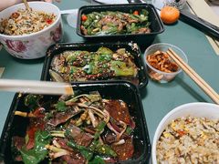 -饭饱香土碗菜(新科店)