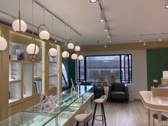 -无界眼镜MaxLess(滨江星光大道店)