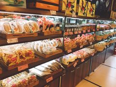 面包甜点陈列柜-御品轩(锦园店)