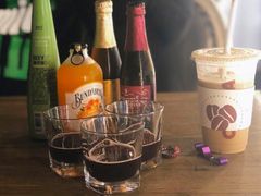 -顽啤熊·酒客酒馆(苏城夜景必选店)