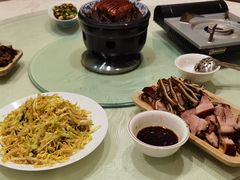 -巢香扣肉馆