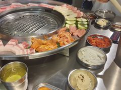 -哈哈碳都·牛肋条无限自助烤肉(宝龙店)