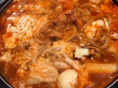 -三清洞摩西韩式年糕火锅(威高广场店)