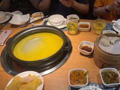 -一朵菌·野生菌探索家火锅(南亚店)
