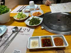 -唯成•韩国炭火烤肉 유성고기