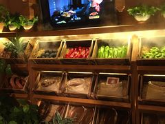 -云海肴·汽锅鸡·云南菜(天山百盛优客店)