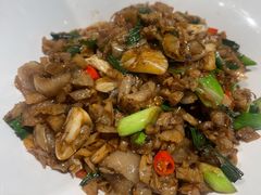坛子菜炒五花肉-呷湘厨·鱼汤捞饭·剁椒鱼头·辣椒炒肉(国家会展中心店)