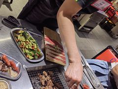 -马路牙子烧烤音乐酒馆(望京店)