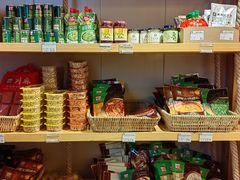 -锅圈食汇火锅烧烤食材超市(黄浦江路店)