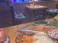 -洱火云南酸菜牛肉火锅(石景山当代商城店)