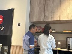 -必胜客(大坪英利店)