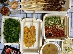 -何师烧烤Pro ·江湖川菜·小龙虾·精酿(太古里旗舰店)