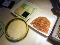 -韵秋荷(宝山龙湖天街店)