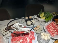 -无界釜·河豚鱼汤锅(红山动物园店)