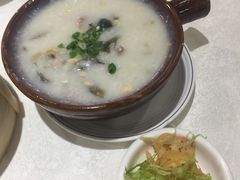 -聚鲜港（五洞）牛肉自选火锅